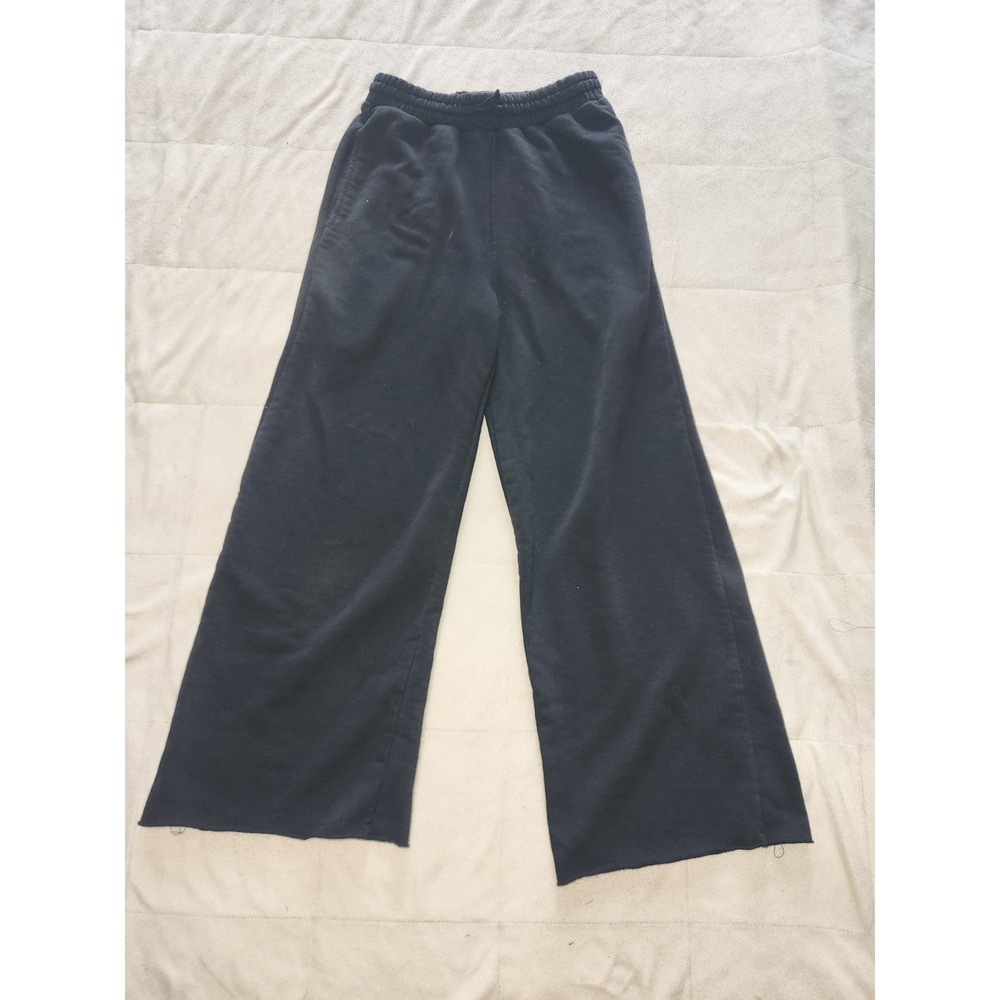 Hello Franki Black Wide-leg lounge sweatpants with a raw edge hem. Youth L